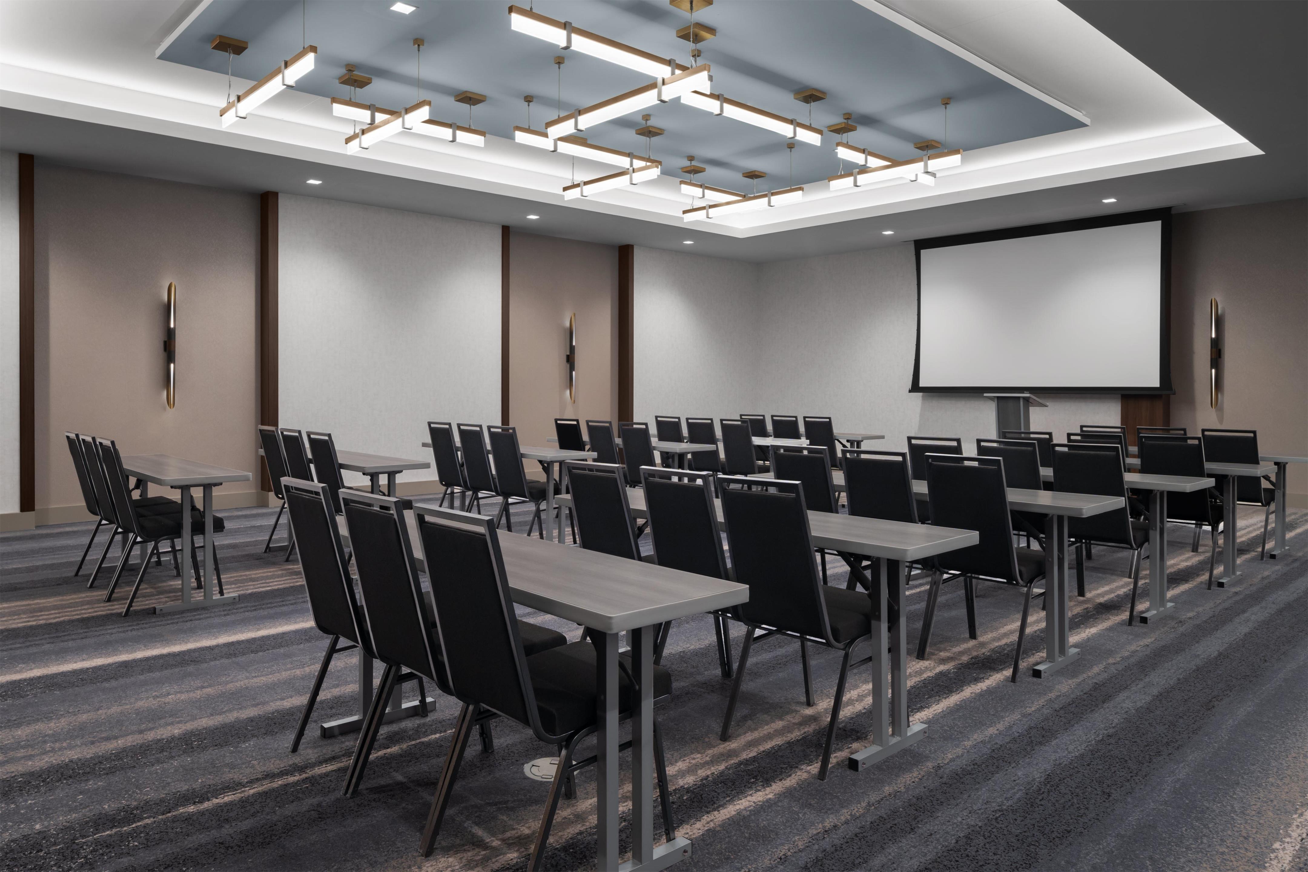 Meeting Room | Hotel West & Main Conshohocken Philadelphia, Tapestry Collection