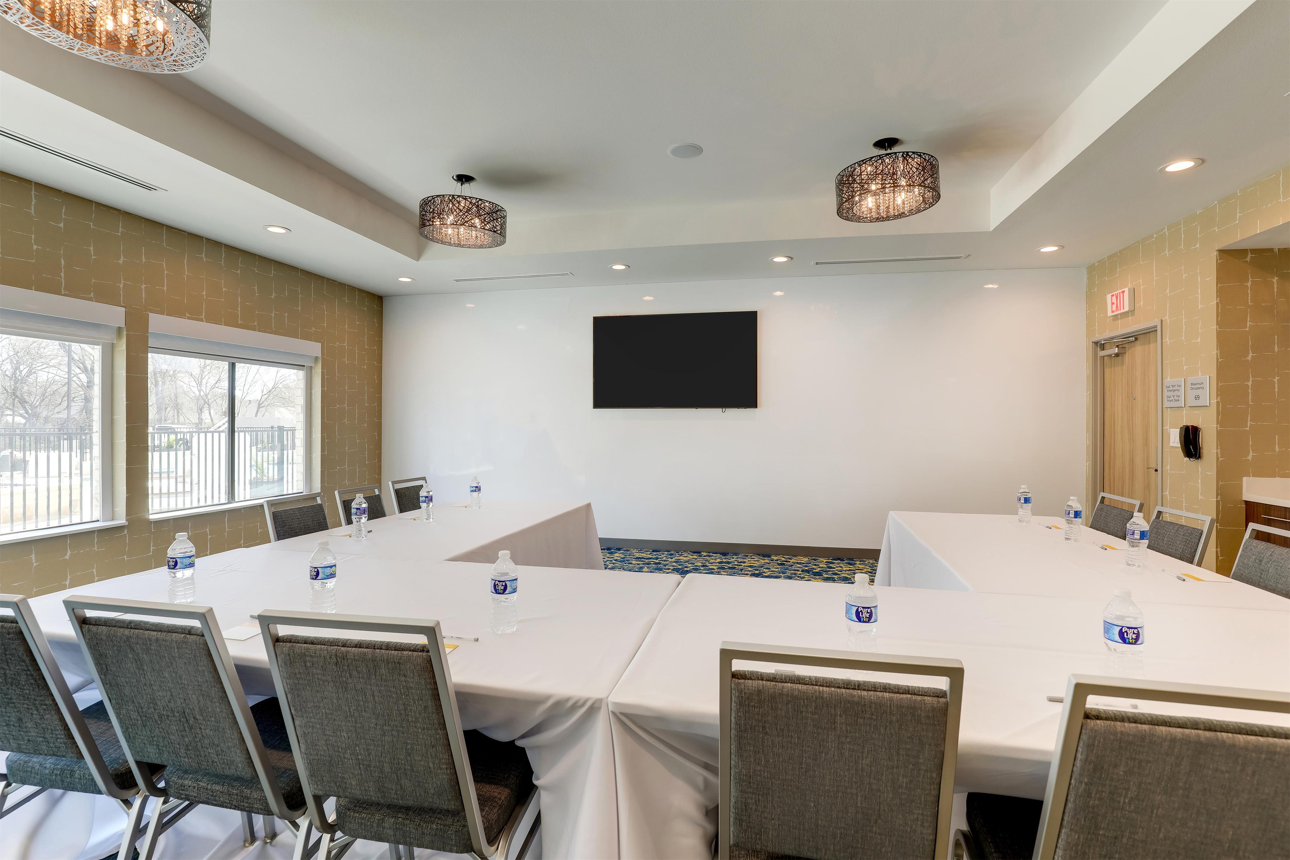 Meeting Room | Hampton Inn & Suites Weatherford