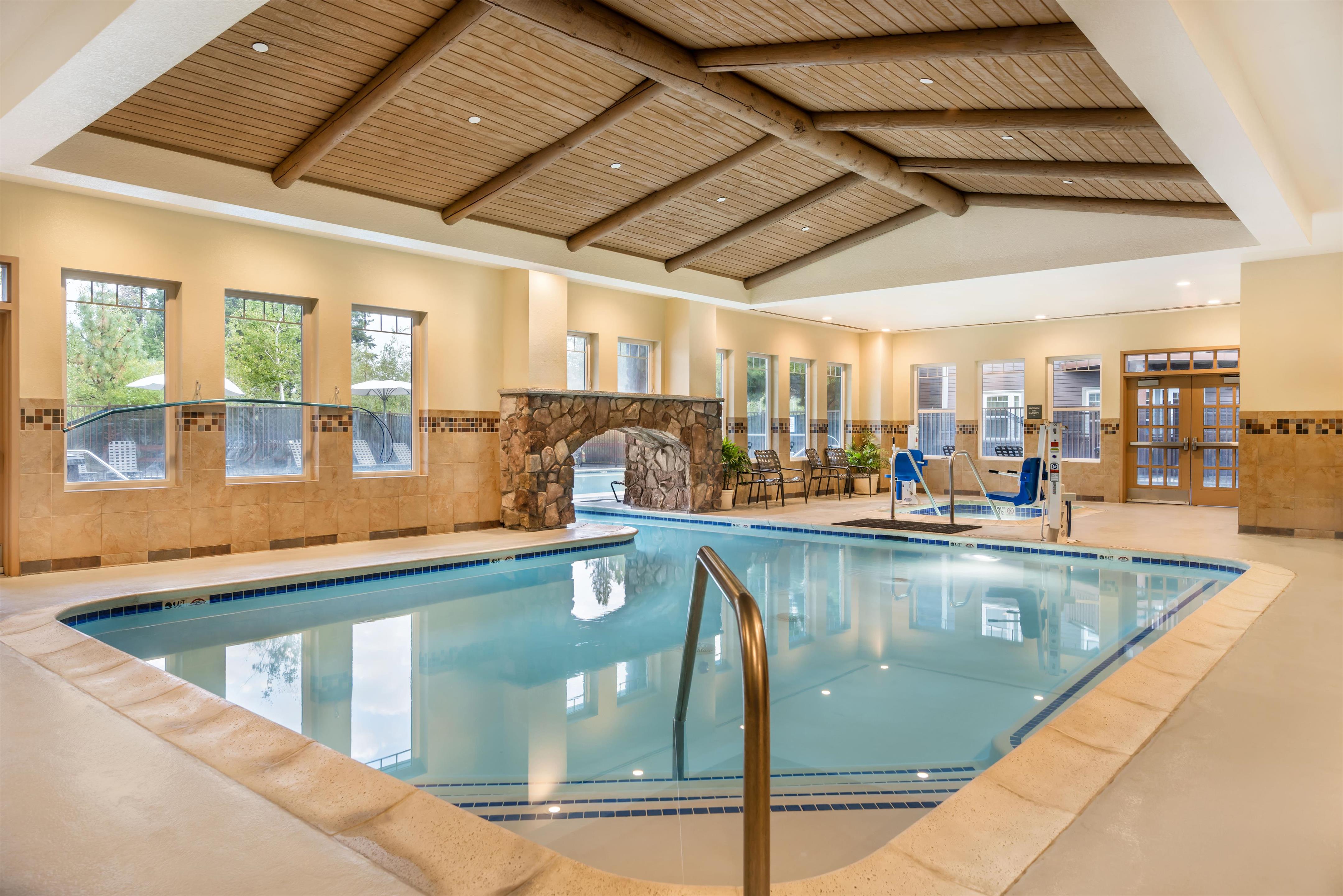 Pool | Hilton Vacation Club Lake Tahoe Resort South