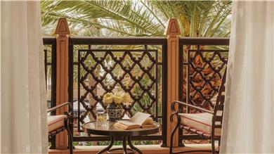 Arabian Court Deluxe King Room, photo 4