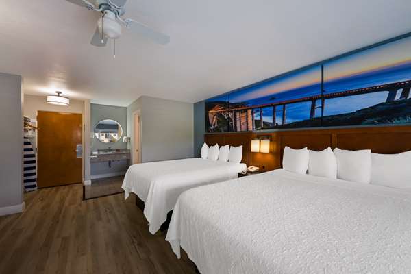  - Pacific Coast Roadhouse Hotel San Simeon