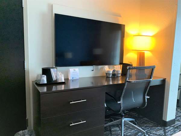  - Best Western Cambridge Inn