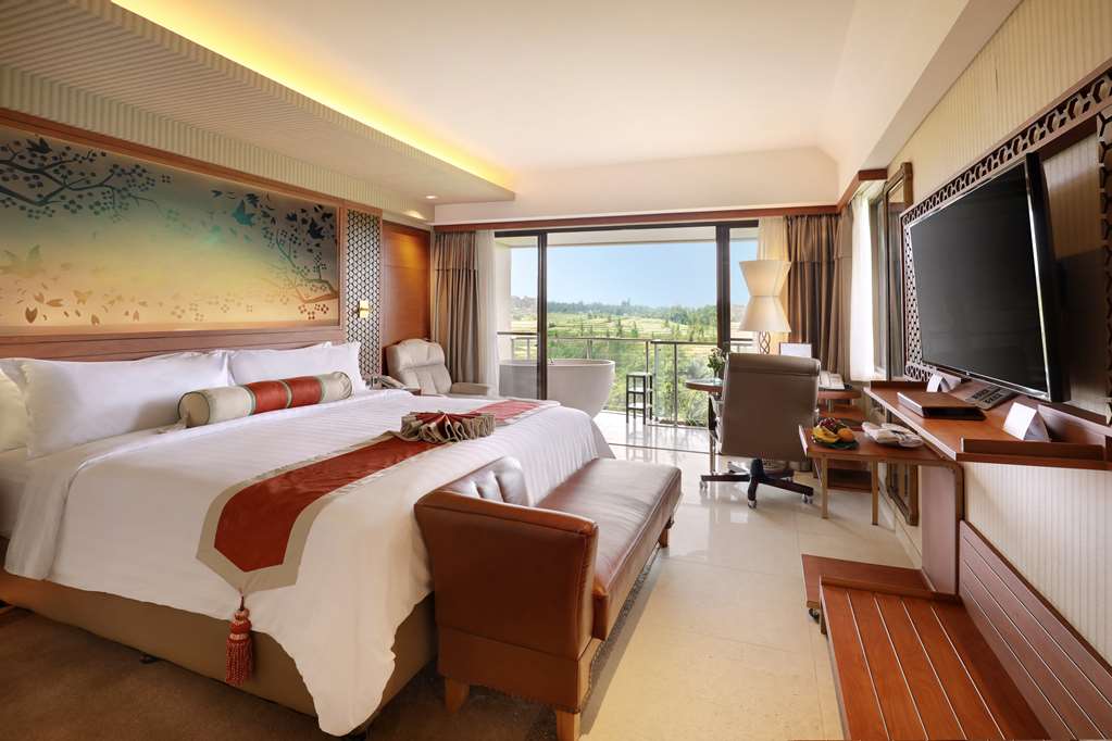 Seres Springs Resort & Spa-guestroom-Guest Room,On-Site.jpg