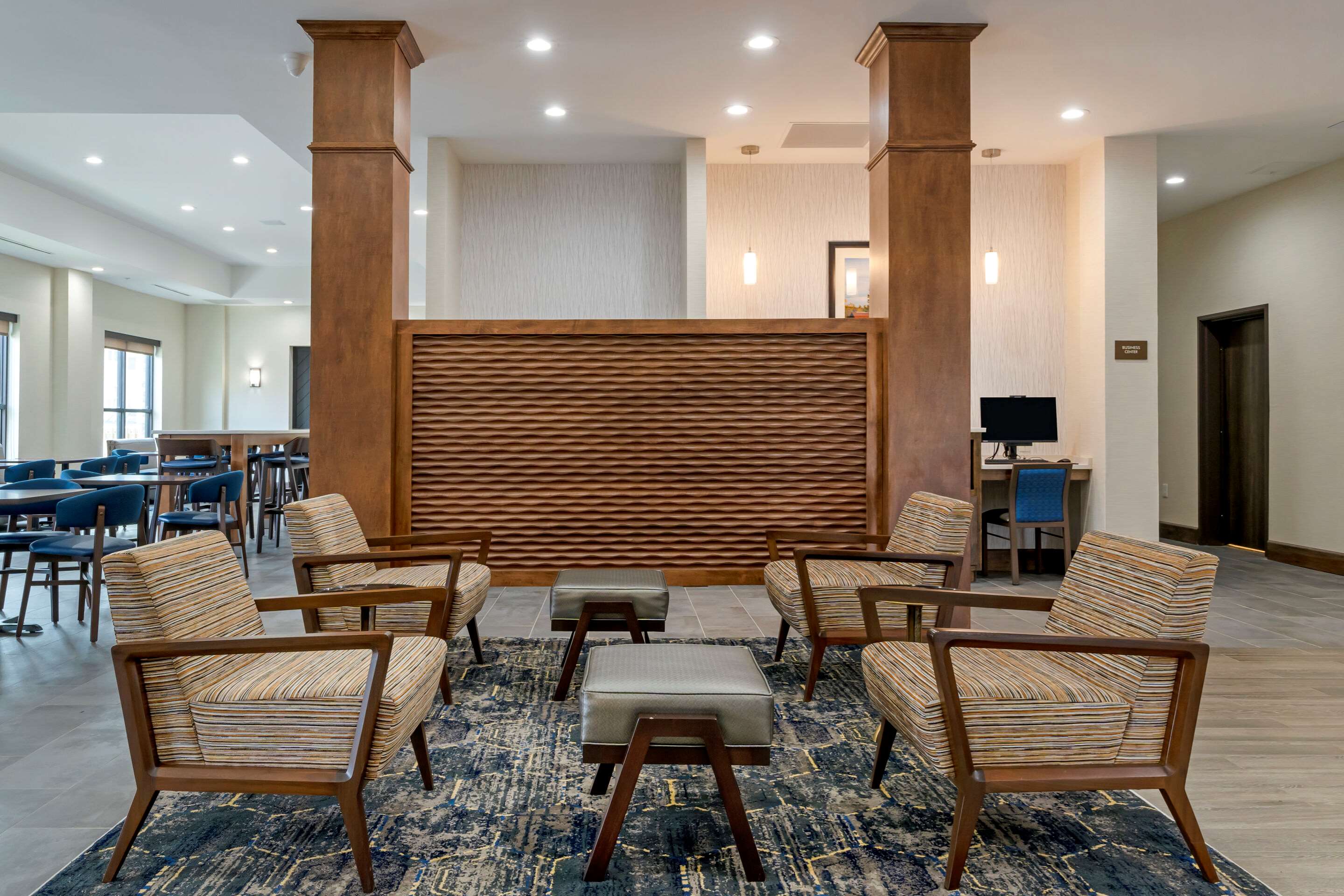 Hotel lobby | Comfort Suites Paducah Mall Area