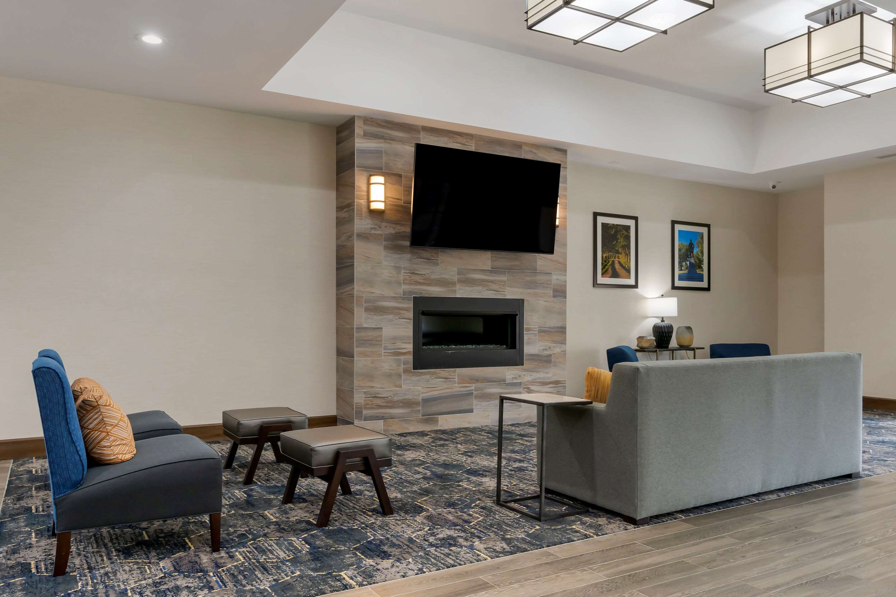 Hotel lobby | Comfort Suites Paducah Mall Area