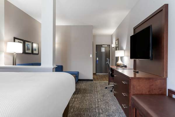 Suite - Comfort Suites Paducah - I-24, Exit 4