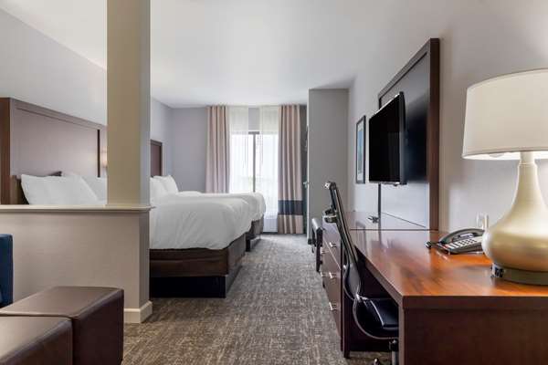 Suite - Comfort Suites Paducah - I-24, Exit 4