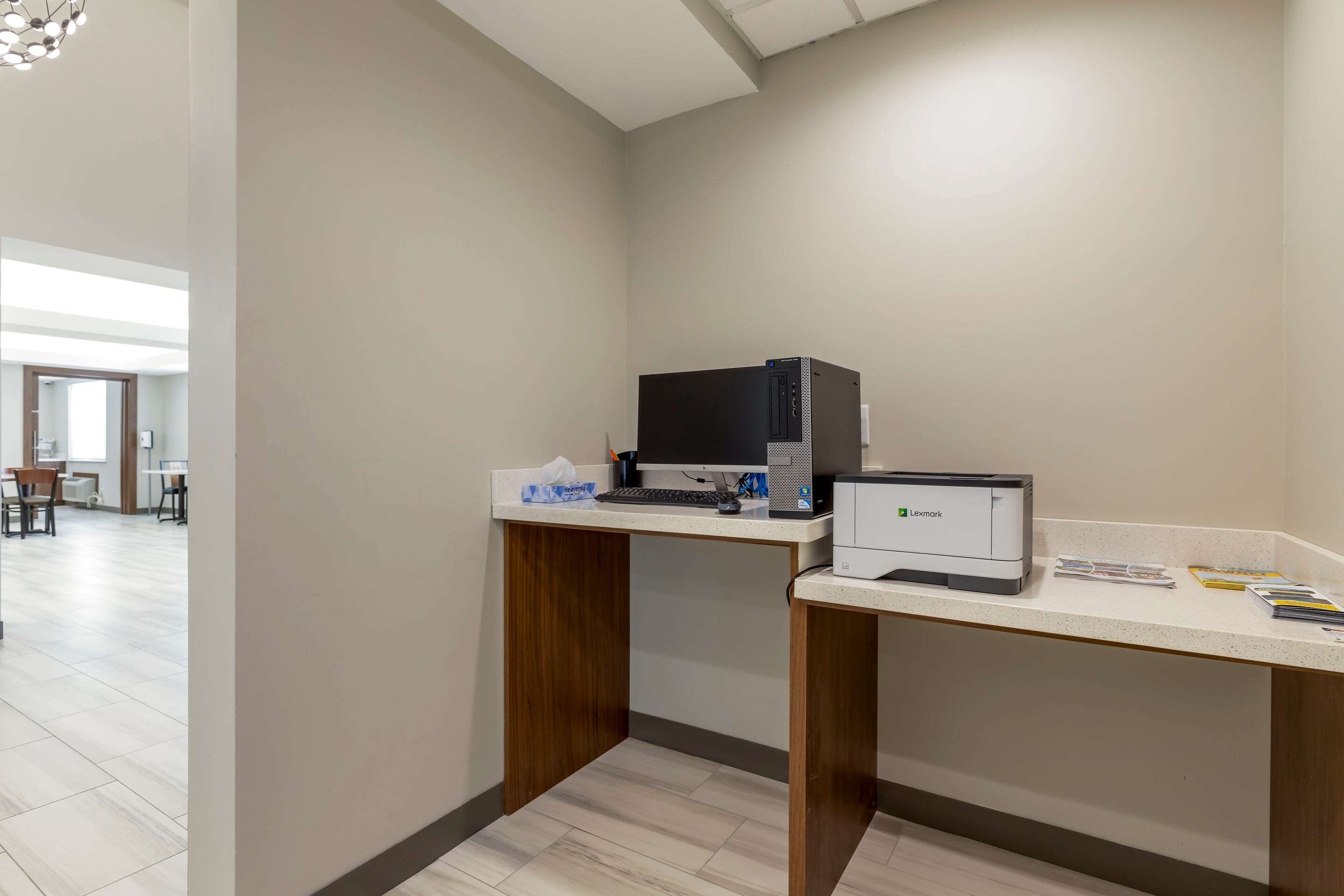Business center | Comfort Inn & Suites Muskogee