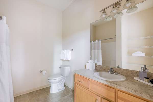  - Mint House Hotel West End Greenville