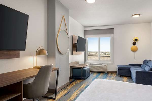  - La Quinta Inn Parker