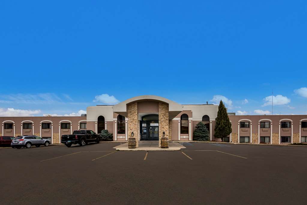 Revel Hotel Minot, SureStay Collection by Best Western - Tap to explore photos