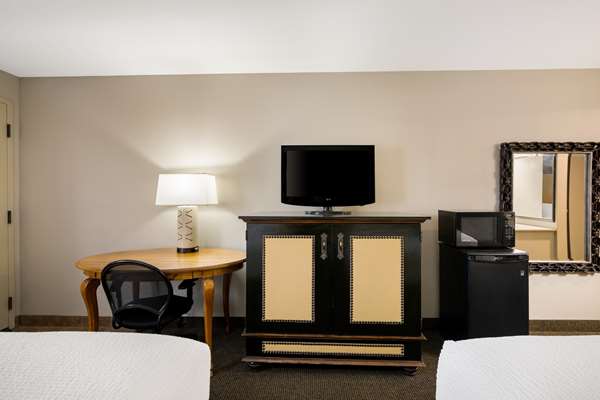  - Revel Hotel Minot, Surestay Collection by Best Western
