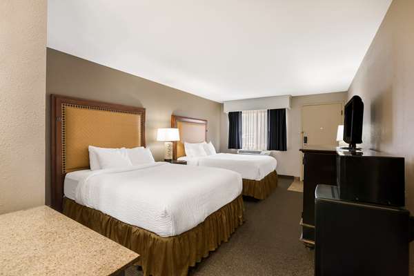  - Revel Hotel Minot, Surestay Collection by Best Western