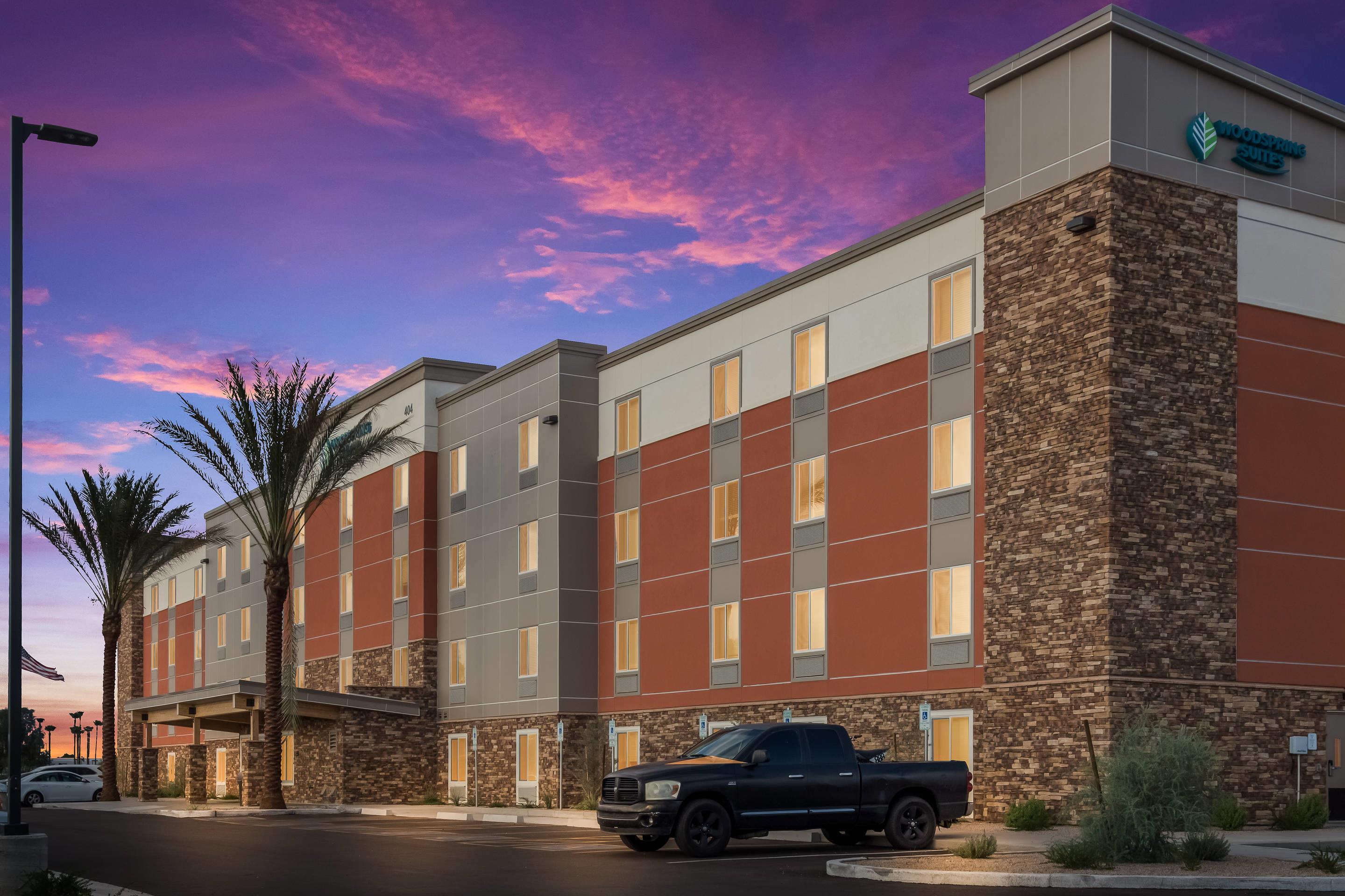 Hotel exterior | Woodspring Suites Mesa Chandler