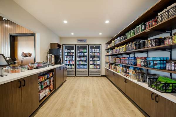  - Everhome Suites Corona -  I-15, Exit 92