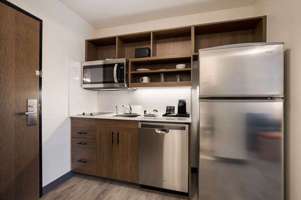  - Everhome Suites Corona -  I-15, Exit 92