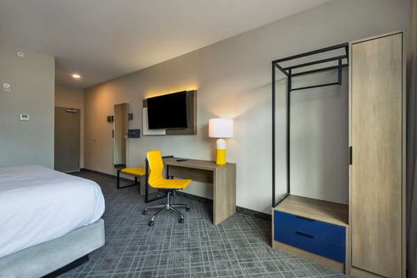  - Comfort Inn & Suites Kingston