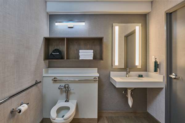  - DoubleTree by Hilton Buena Park - I-5, Exit 116