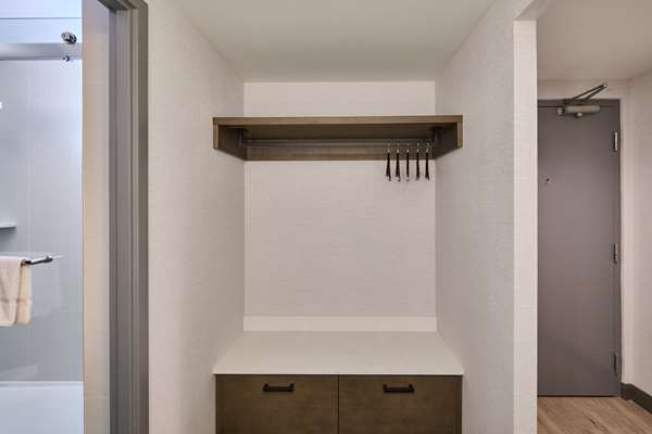  - DoubleTree by Hilton Buena Park - I-5, Exit 116