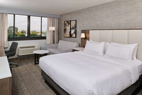  - DoubleTree by Hilton Buena Park - I-5, Exit 116