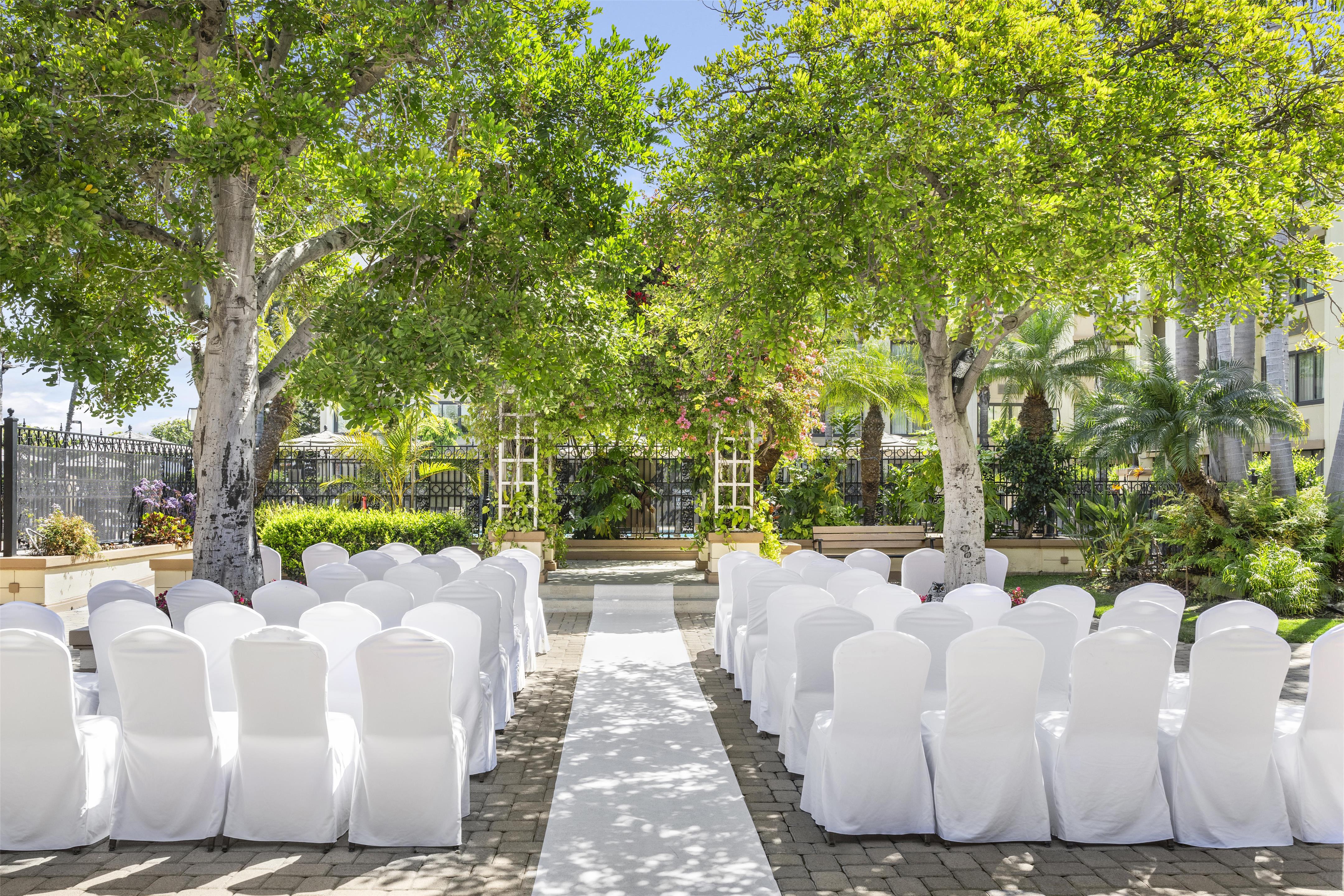 Exterior | DoubleTree by Hilton Buena Park