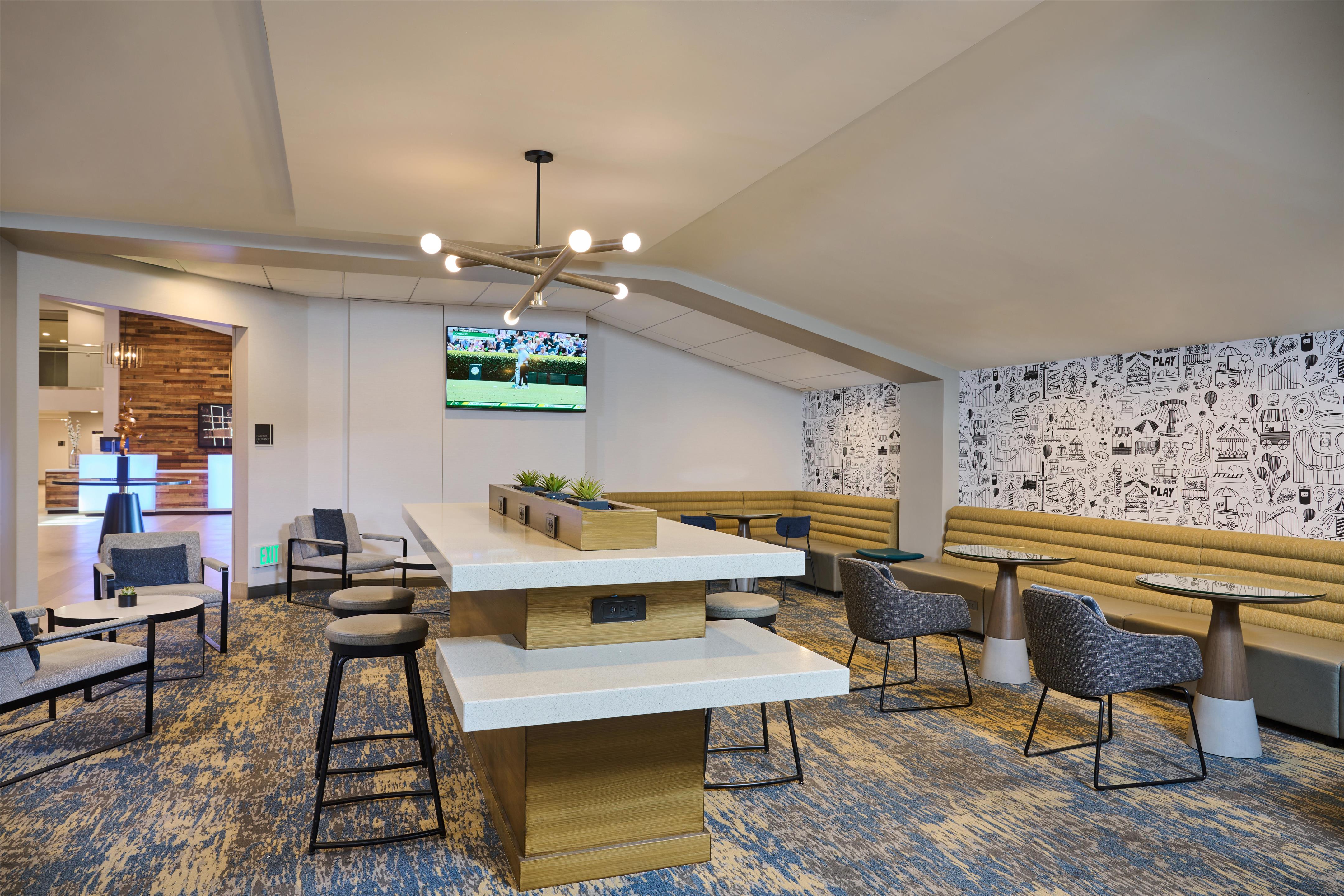 Lobby | DoubleTree by Hilton Buena Park
