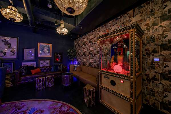 Bar - Wayfarer Hotel Downtown Los Angeles