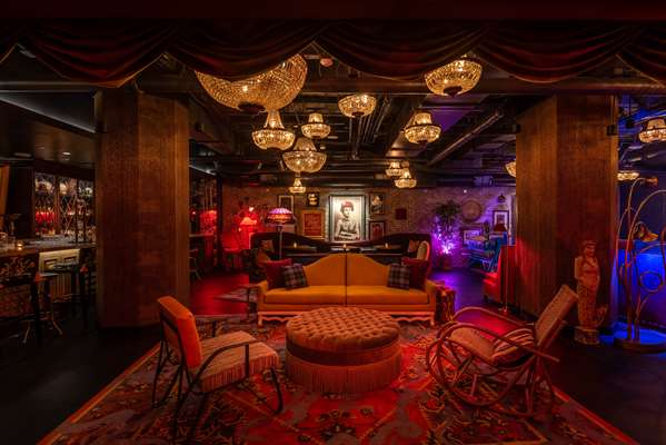 Bar - Wayfarer Hotel Downtown Los Angeles