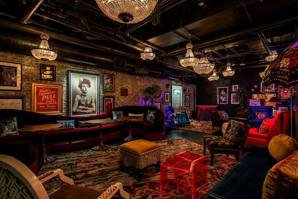 Bar - Wayfarer Hotel Downtown Los Angeles