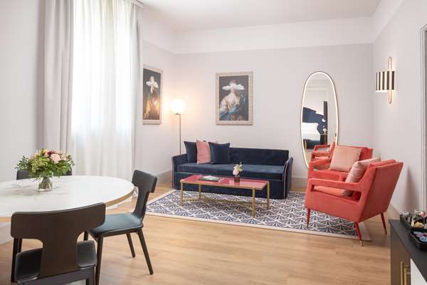 KING ONE BEDROOM SUITE