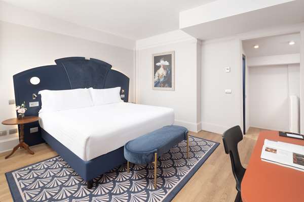 SUPERIOR AMERICAN SUITE