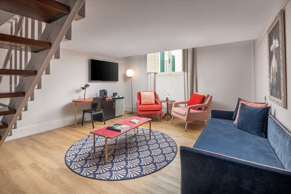 PREMIUM ANGLO SUITE