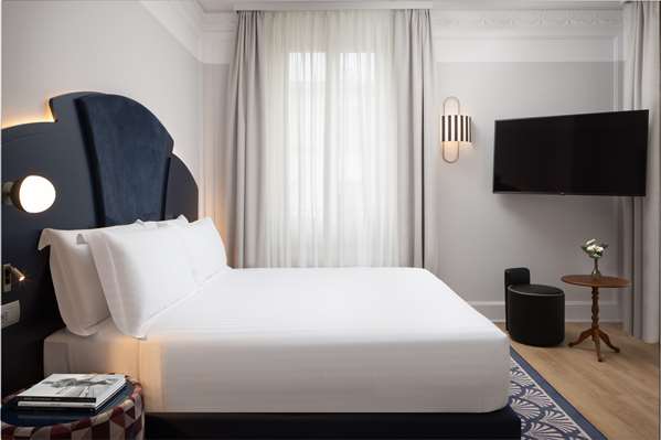 KING DELUXE ROOM WITH TERRACE