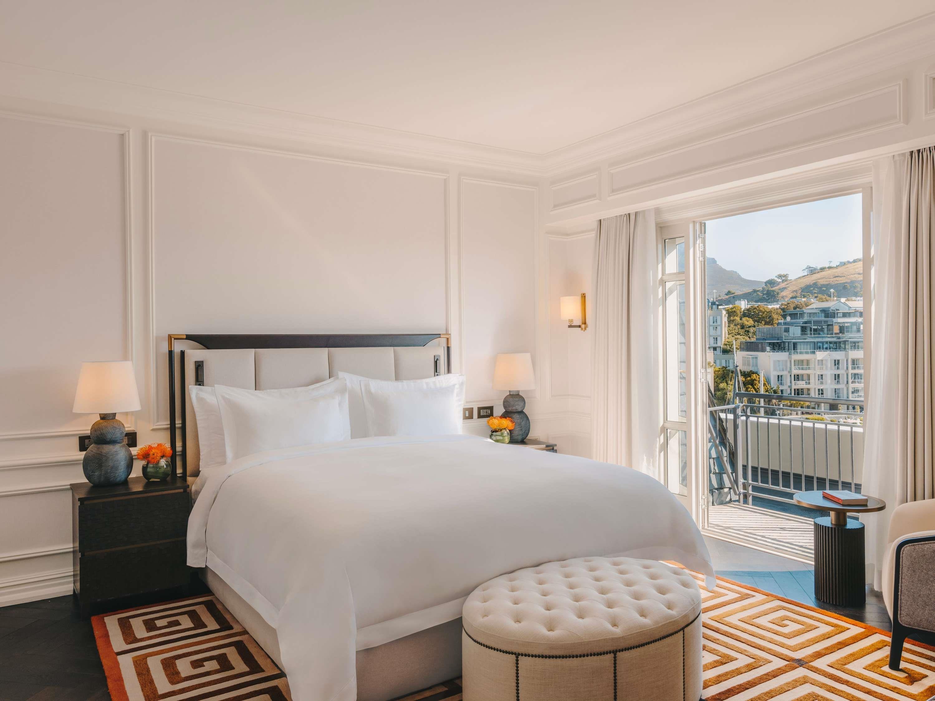 Cape Grace, A Fairmont Managed Hotel Room Type - WATERFRONT PENTHOUSE SUITE