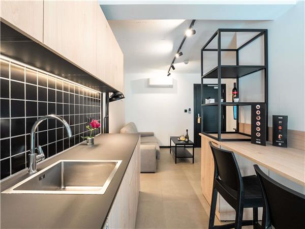 One-Bedroom Superior Apartment for 4 persons