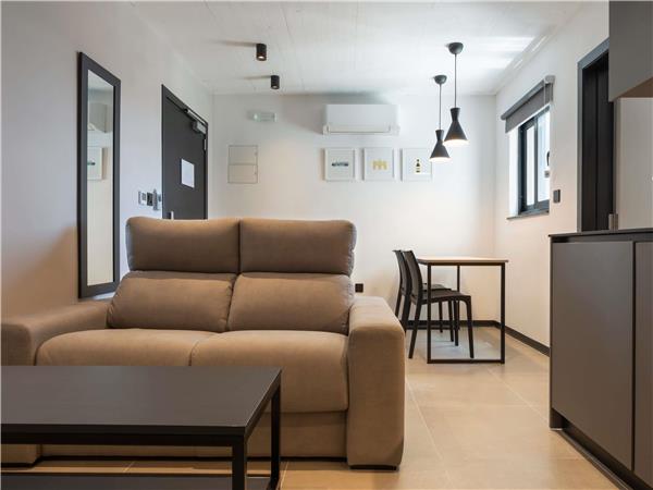 One-Bedroom Apartment for 2 persons