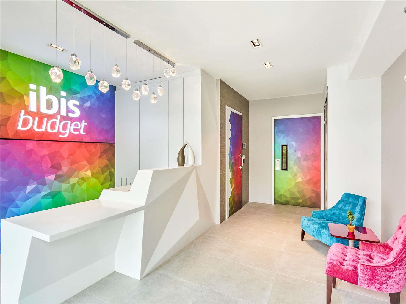 Ibis Budget Singapore Ametrine