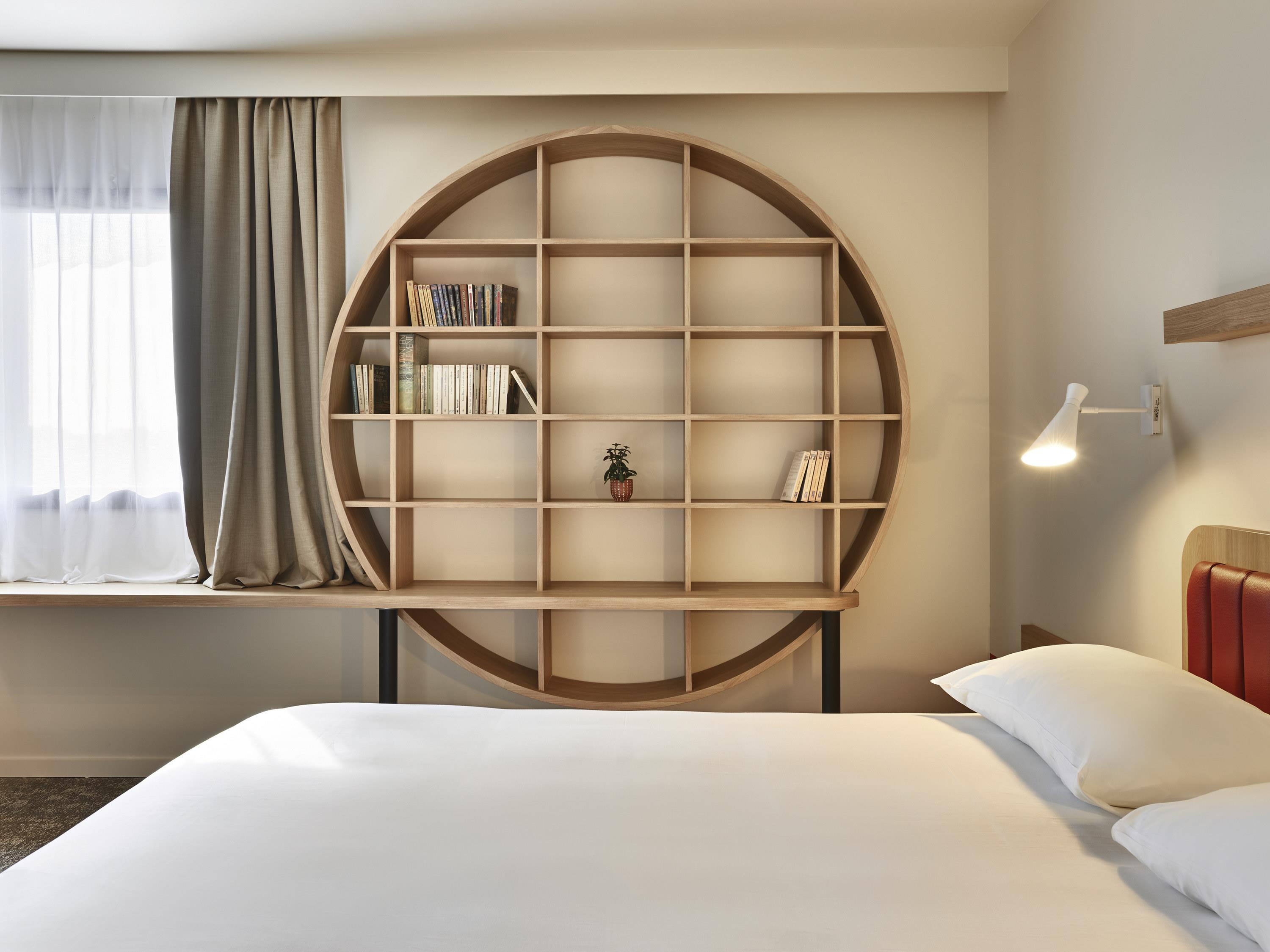 ibis Styles La Roche-sur-Yon - Tap to explore photos