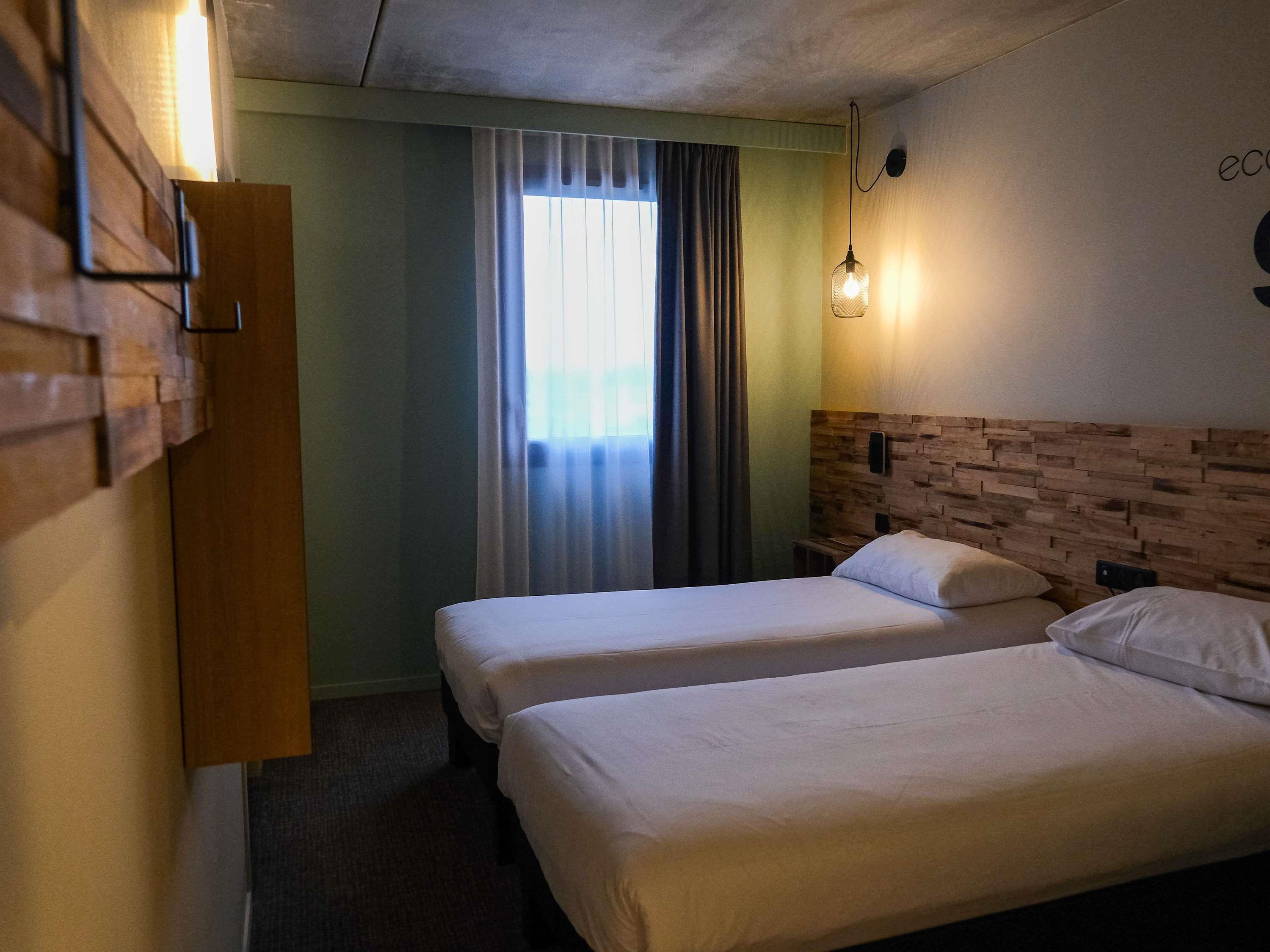 greet hotel Orthez Bearn - Tap to explore photos