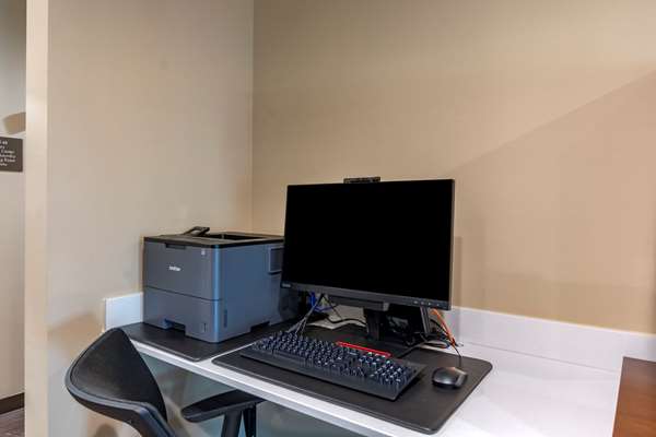 Conference Area - Comfort Inn & Suites Charlottesville