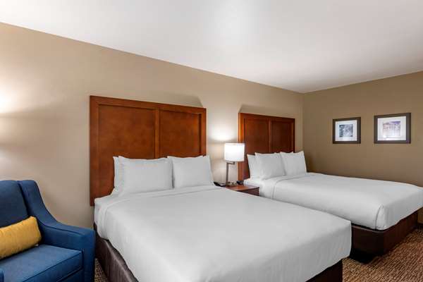  - Comfort Inn & Suites Charlottesville