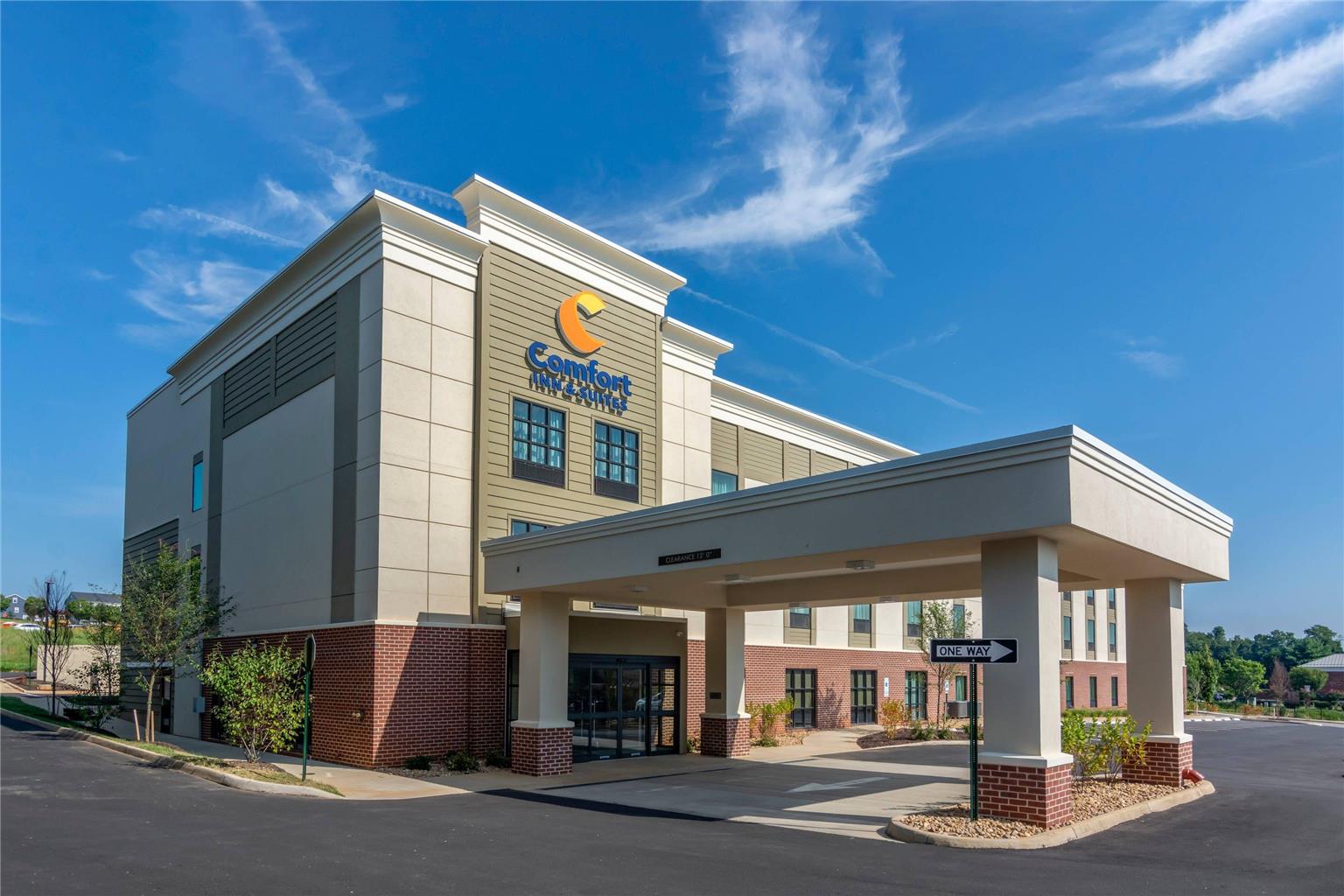 Comfort Inn & Suites Charlottesville