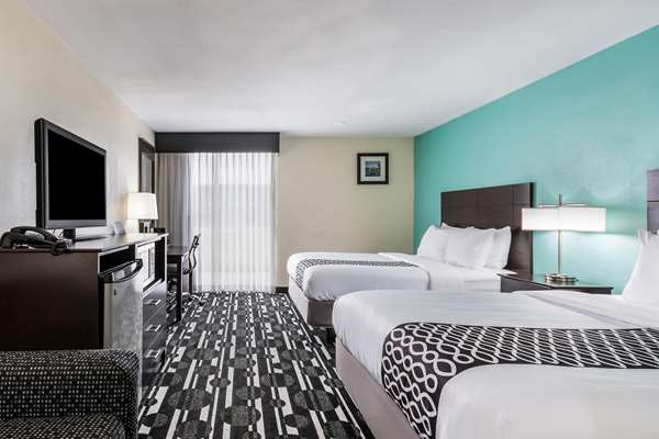  - Baymont Inn Bricktown Oklahoma City - I-35 & I-40, Exit 127 & 128