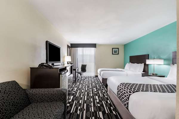  - Baymont Inn Bricktown Oklahoma City - I-35 & I-40, Exit 127 & 128