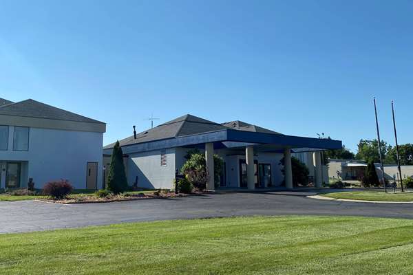 Exterior view - AmericInn Fort Atkinson