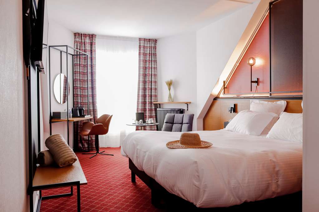 Hotel Les Jardins de Deauville-guestroom-Guest Room,On-Site.jpg