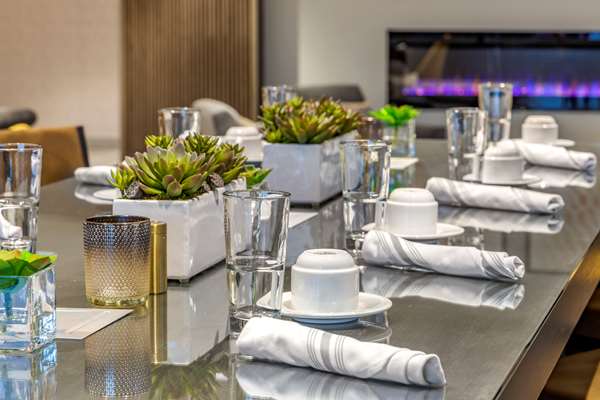 Restaurant - Cambria Hotel Waco University Riverfront