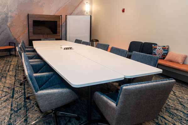  - Hilton Garden Inn Mattoon