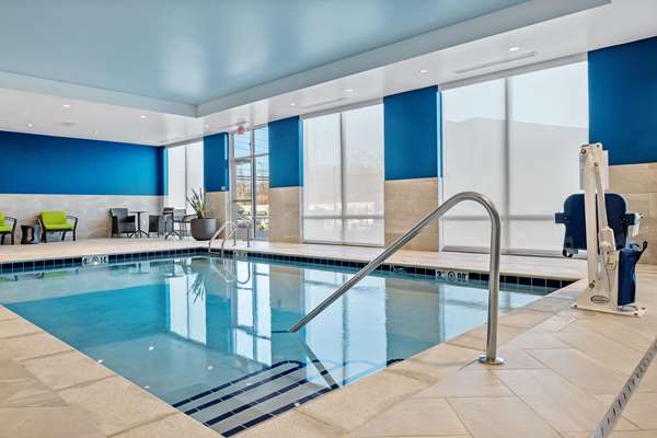 Pool - Hampton Inn West Cincinnati