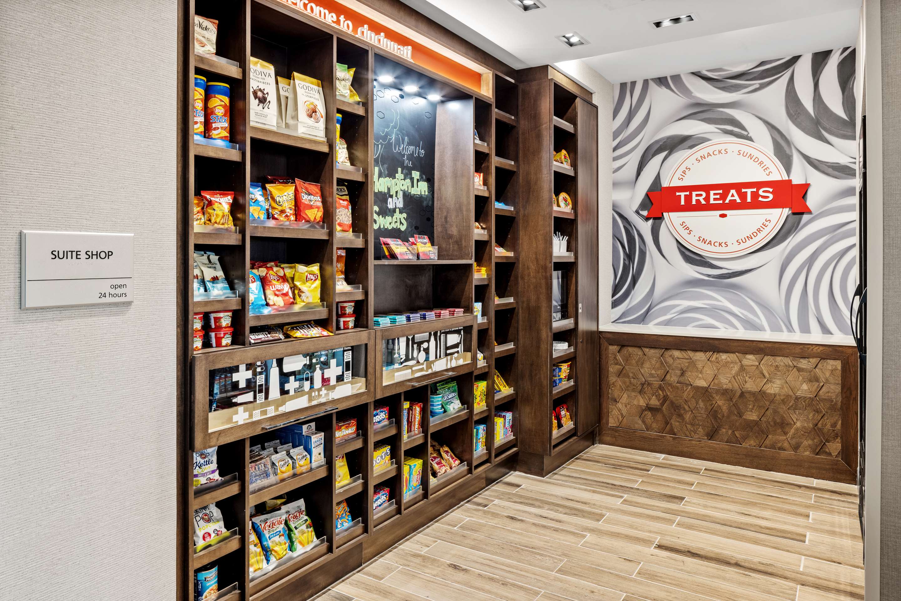 Restaurant | Hampton Inn & Suites Cincinnati West